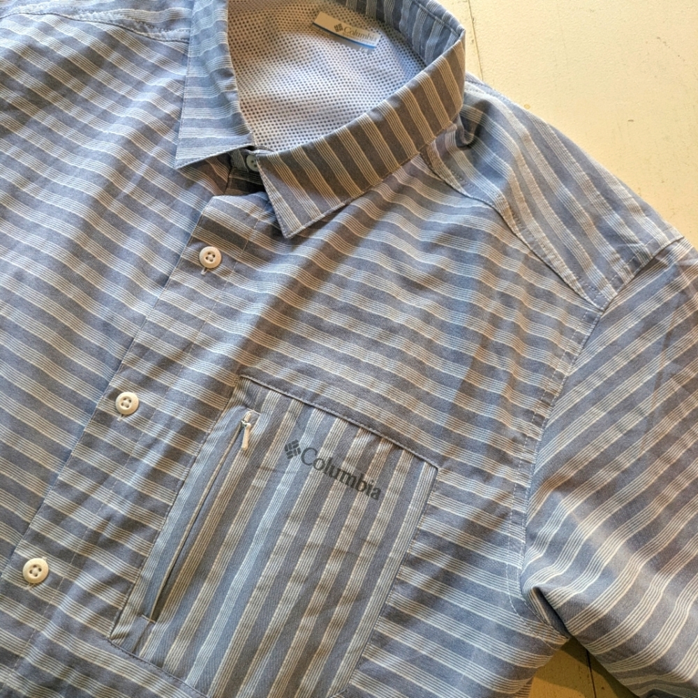 Columbia Men's Omni-Shade Vented Blue Striped Shirt